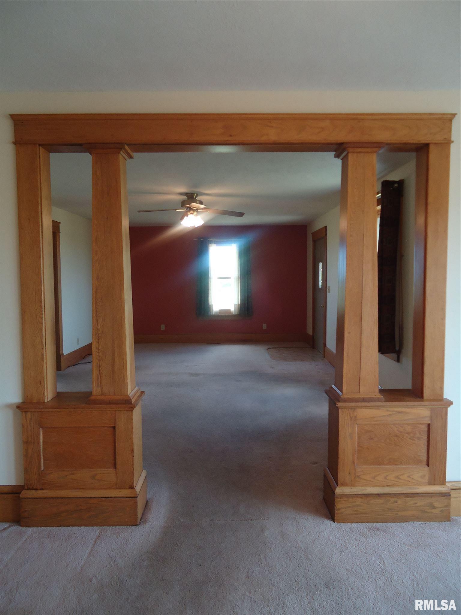 41 South Spring Creek Road Pleasant Plains, IL 62677 - Photo 9 of 37