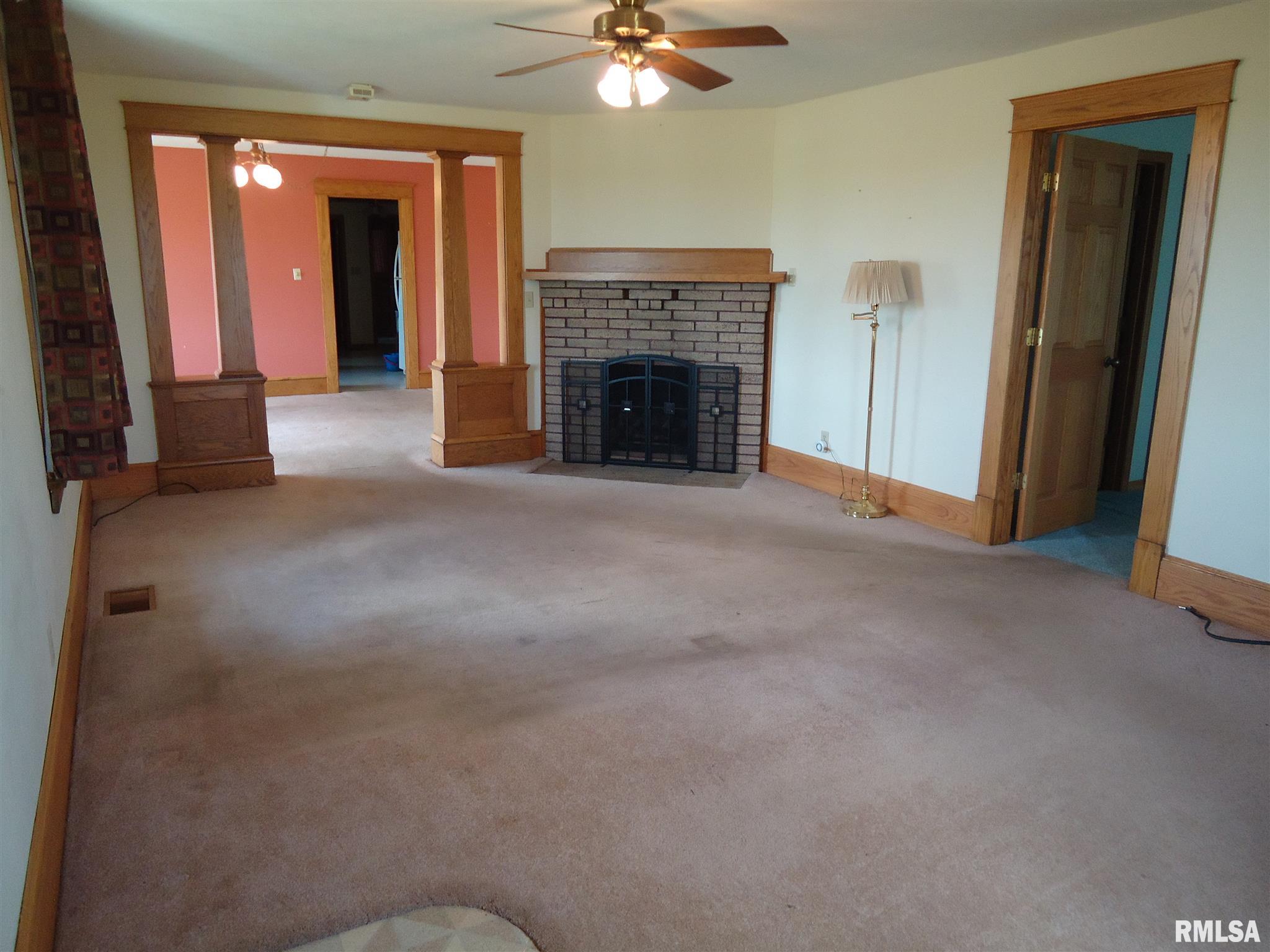 41 South Spring Creek Road Pleasant Plains, IL 62677 - Photo 10 of 37