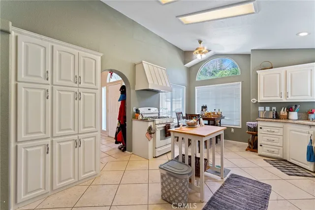 $295,000 | 20176 Canyon View Drive, Canyon Country, CA 91351