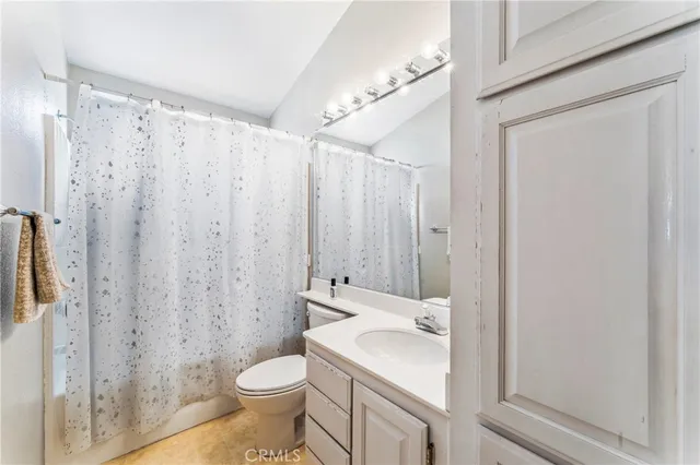 $295,000 | 20176 Canyon View Drive, Canyon Country, CA 91351