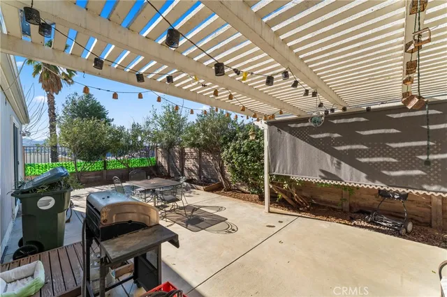 $295,000 | 20176 Canyon View Drive, Canyon Country, CA 91351