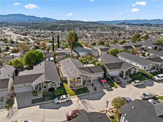 $295,000 | 20176 Canyon View Drive, Canyon Country, CA 91351