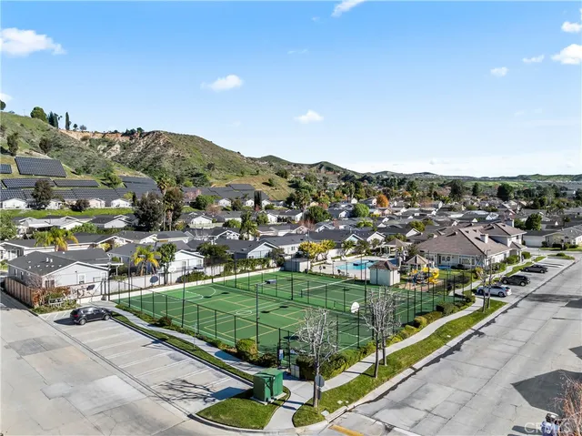 $295,000 | 20176 Canyon View Drive, Canyon Country, CA 91351