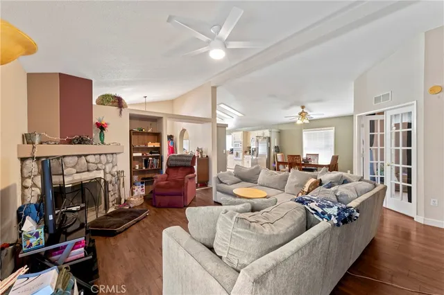 $295,000 | 20176 Canyon View Drive, Canyon Country, CA 91351