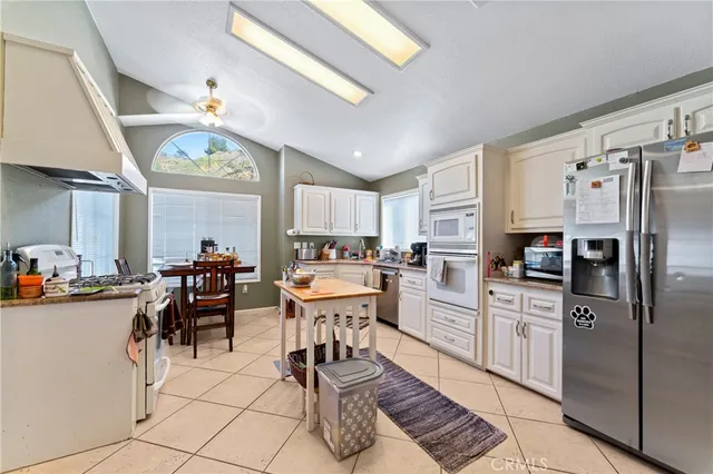$295,000 | 20176 Canyon View Drive, Canyon Country, CA 91351