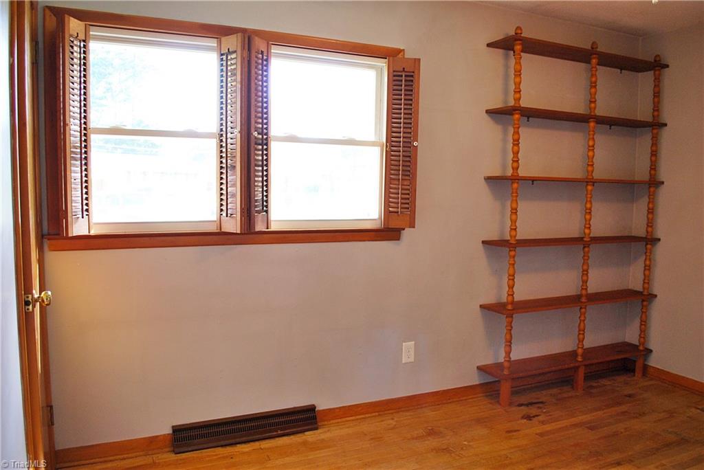 308 Aloha Drive Graham, NC 27253 - Photo 21 of 36