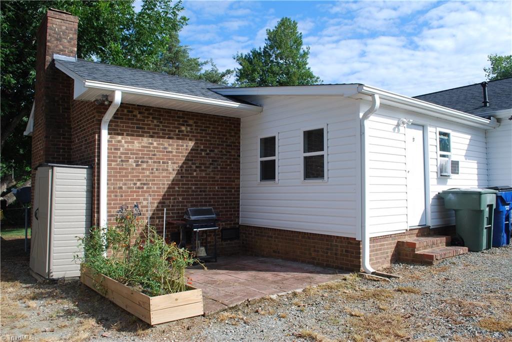 308 Aloha Drive Graham, NC 27253 - Photo 23 of 36