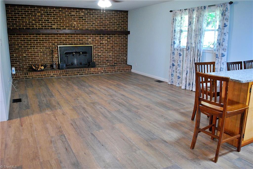 308 Aloha Drive Graham, NC 27253 - Photo 3 of 36