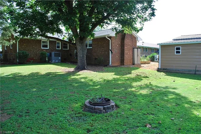 $292,000 | 308 Aloha Drive, Graham, NC 27253