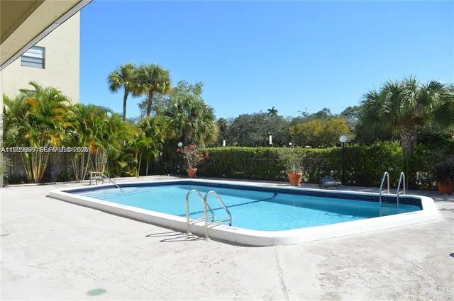 $1,550 | 16851 Northeast 23rd Avenue, Unit A108, North Miami Beach, FL 33160