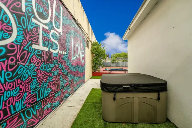 a view of outdoor space