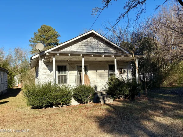 $55,000 | 216 Crawford Street, Bethel, NC 27812
