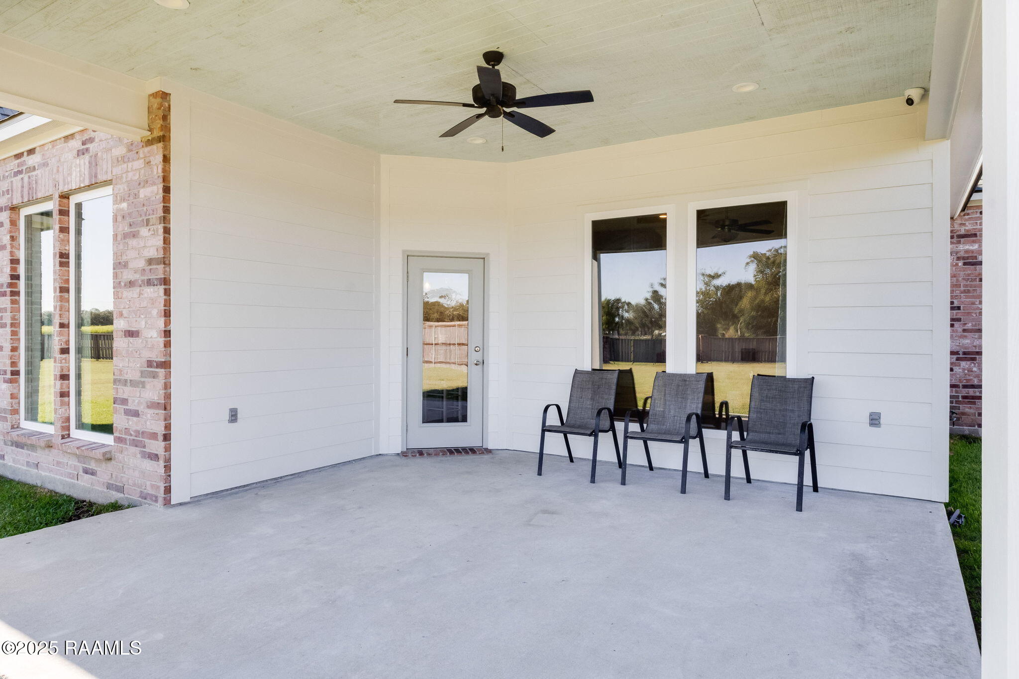 1103 River Road Breaux Bridge, LA 70517 - Photo 17 of 20 19-web-or-mls-1103 River-19