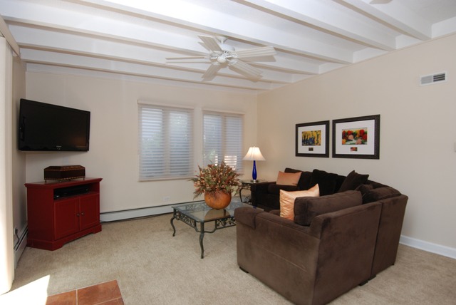 555 Selborne Road Riverside, IL 60546 - Photo 14 of 25