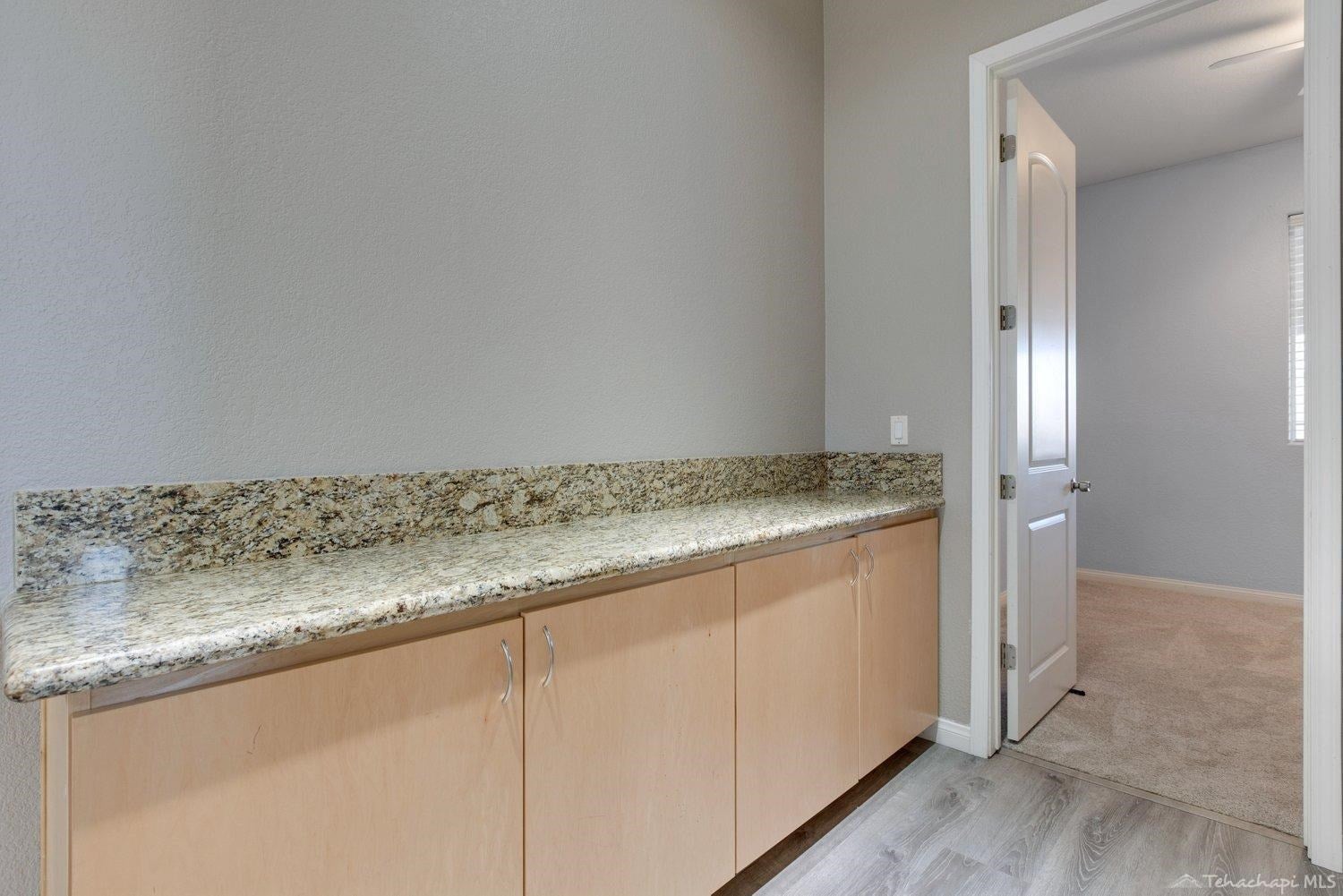 21217 Ridgeway Drive Tehachapi, CA 93561 - Photo 34 of 46 Gallery Image 34