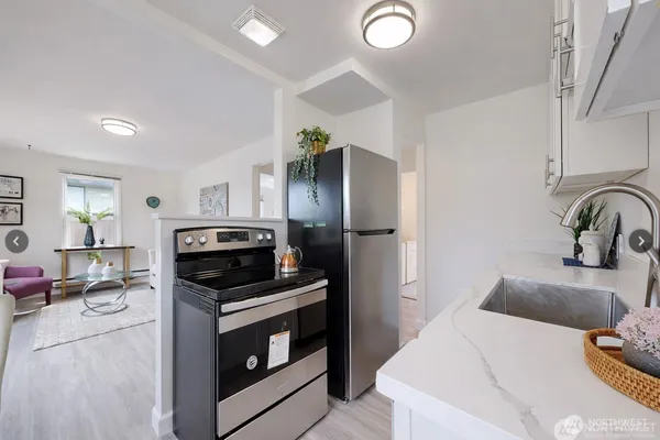 $859,900 | 2517-2519 East Pike Street, Seattle, WA 98122