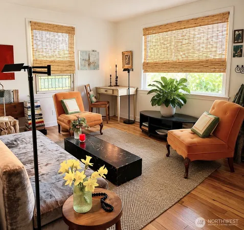 $859,900 | 2517-2519 East Pike Street, Seattle, WA 98122