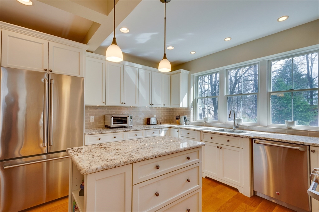 849 Barretts Mill Road Concord, MA 01742 - Photo 7 of 34 Gallery Image 7