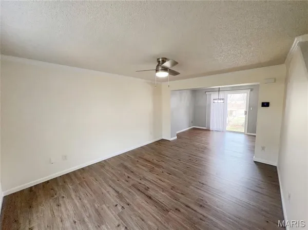 $282,000 | 50 Deer Grove Drive, St. Peters, MO 63376