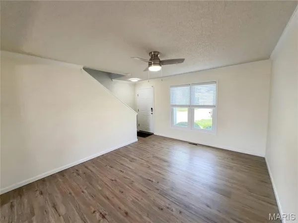 $282,000 | 50 Deer Grove Drive, St. Peters, MO 63376