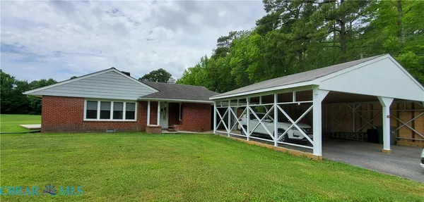 $285,000 | 791 North River Road, Foster, VA 23056