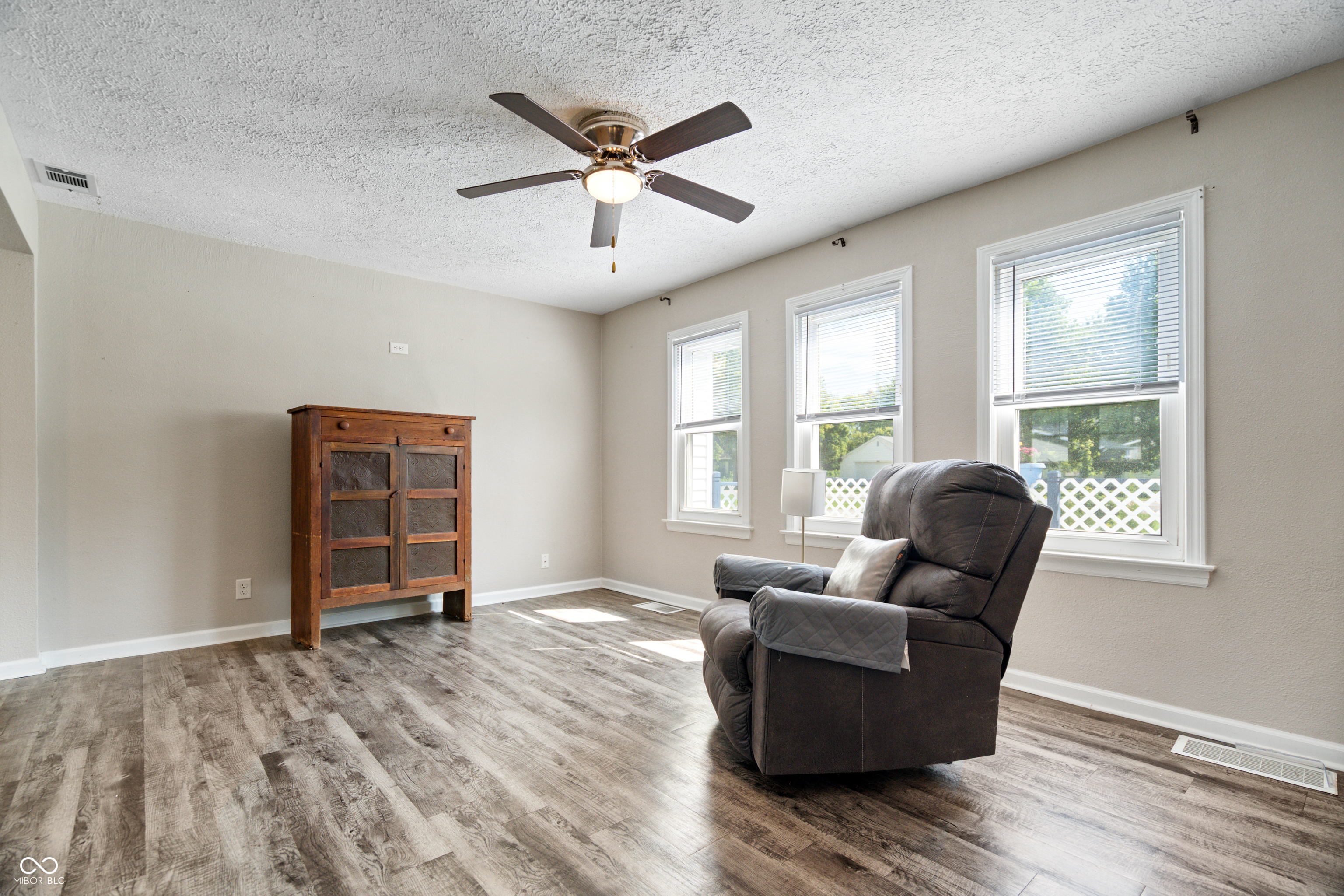 3230 Fisher Road Indianapolis, IN 46239 - Photo 6 of 31 Gallery Image 6