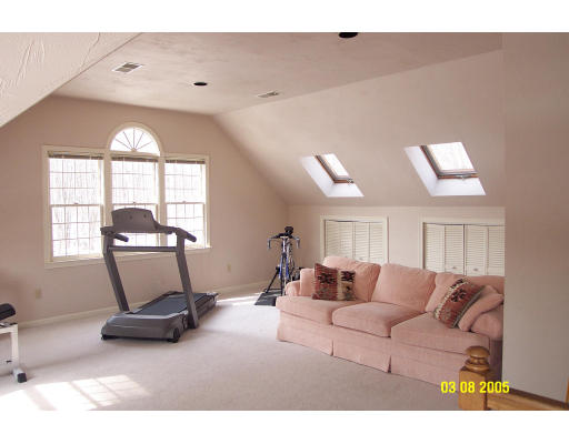 14 Colella Farm Road Hopkinton, MA 01748 - Photo 2 of 5 Gallery Image 2