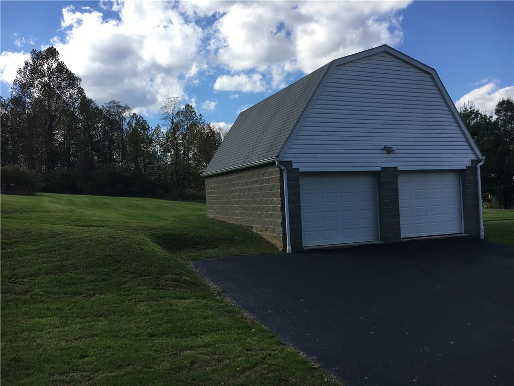 578 Adelaide Road Connellsville, PA 15425 - Photo 2 of 8
