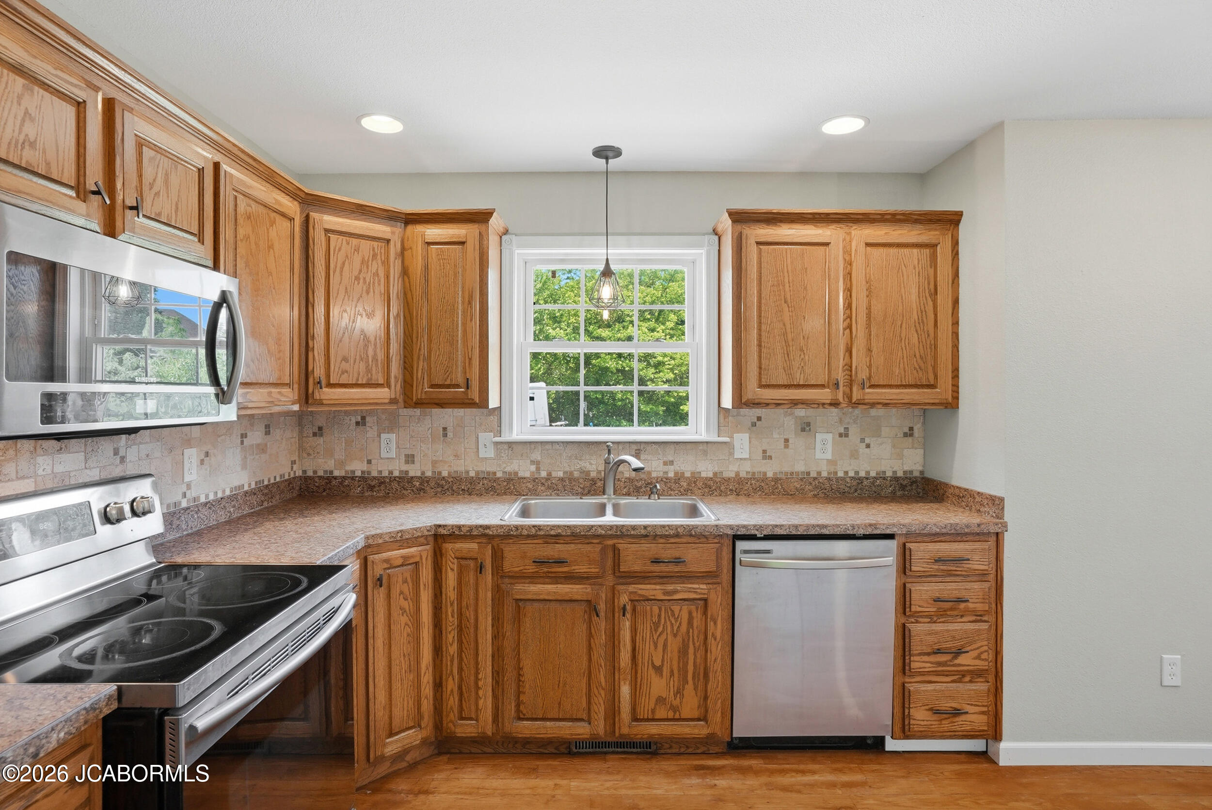 1192 Choctaw Ridge Drive Holts Summit, MO 65043 - Photo 18 of 48 Kitchen
