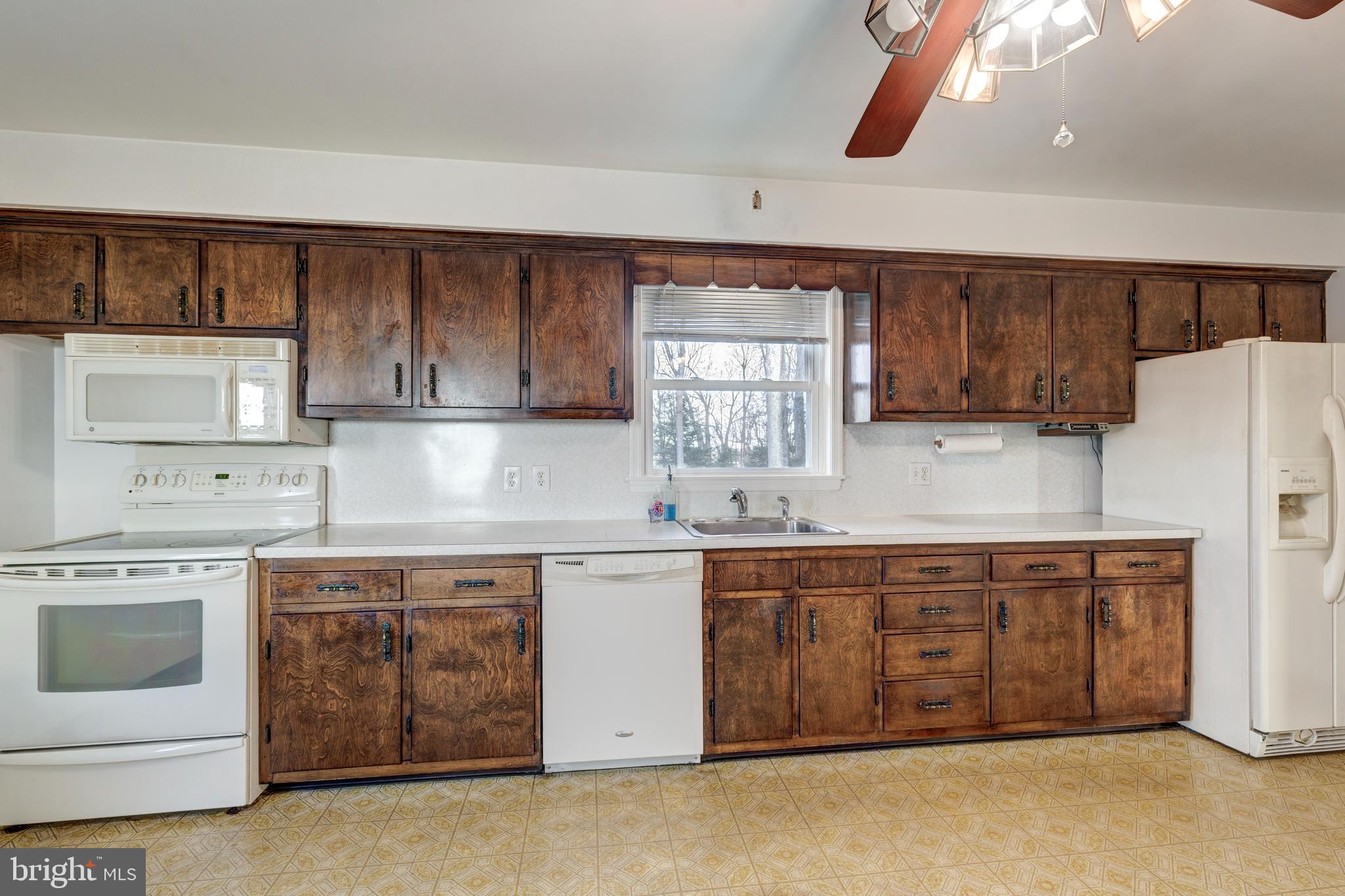 3438 Millers Station Road Manchester, MD 21102 - Photo 9 of 41 kitchen