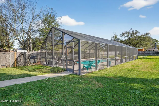 $260,000 | 218 North Pinaud Street, St. Martinville, LA 70582