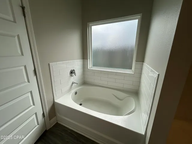 $2,600 | 245 Villa Bay Drive, Panama City Beach, FL 32407