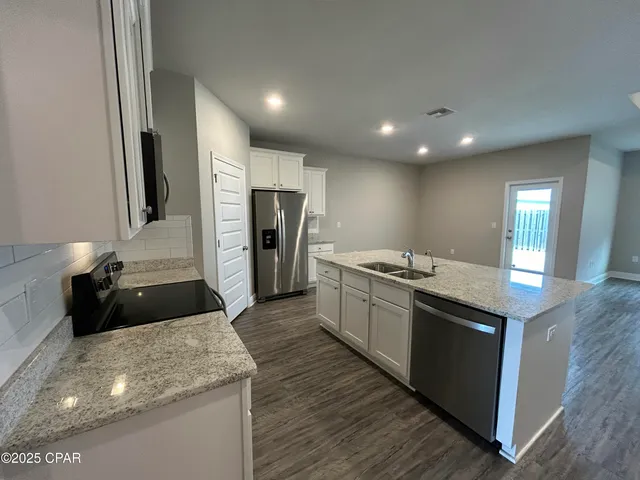 $2,600 | 245 Villa Bay Drive, Panama City Beach, FL 32407