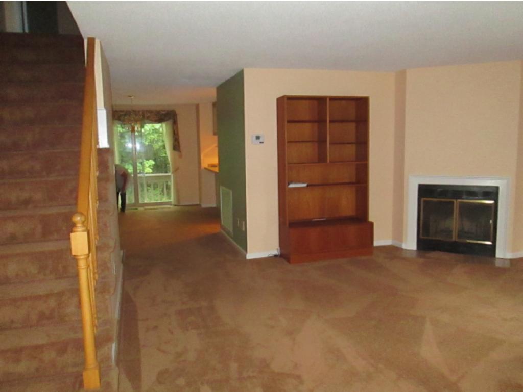 4 Braemar Road, Unit 4 Windham, NH 03087 - Photo 7 of 12