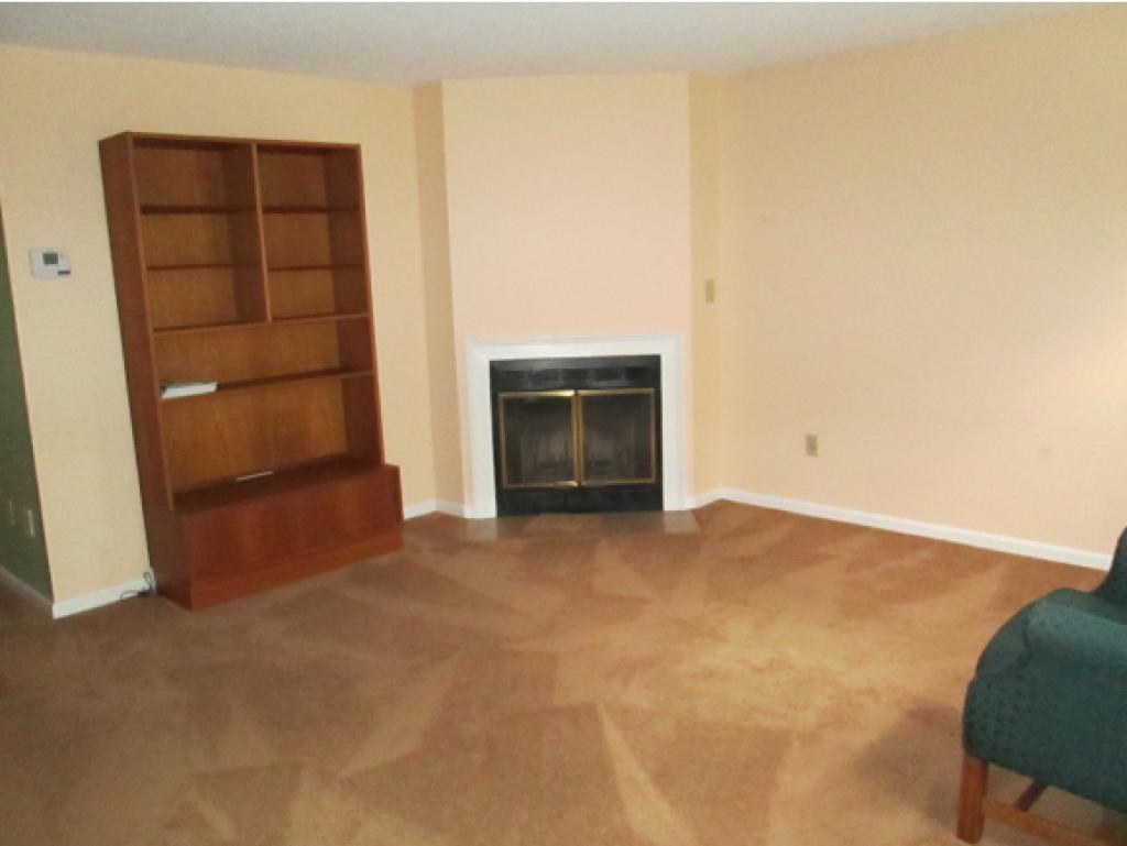 4 Braemar Road, Unit 4 Windham, NH 03087 - Photo 8 of 12