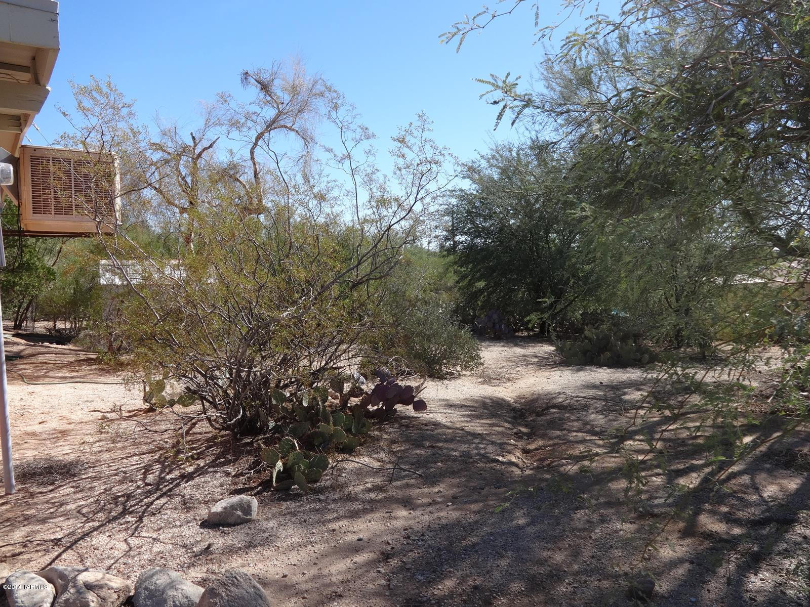 8202 North Wanda Road Tucson, AZ 85704 - Photo 7 of 24