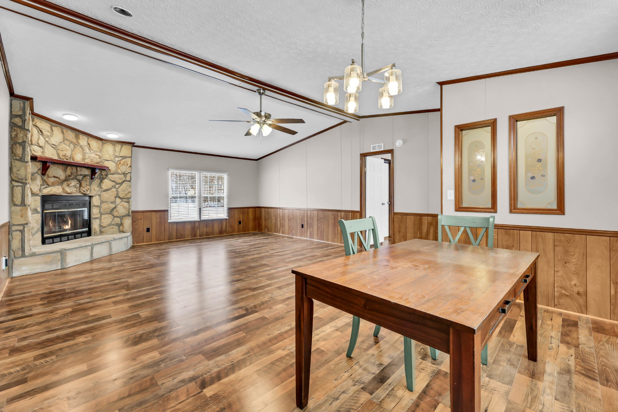 2170 Highway 13 Cunningham, TN 37052 - Photo 13 of 37