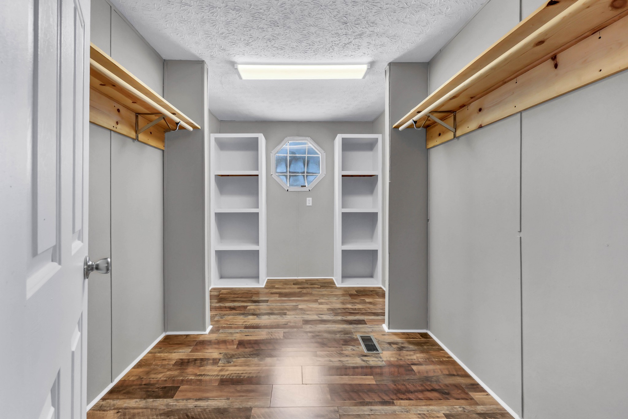 2170 Highway 13 Cunningham, TN 37052 - Photo 27 of 37