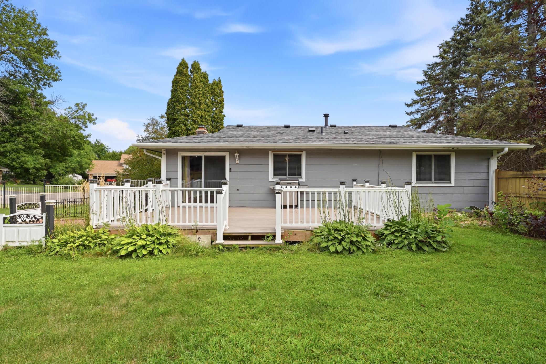 14280 Embry Path Apple Valley, MN 55124 - Photo 17 of 22 Gallery Image 17