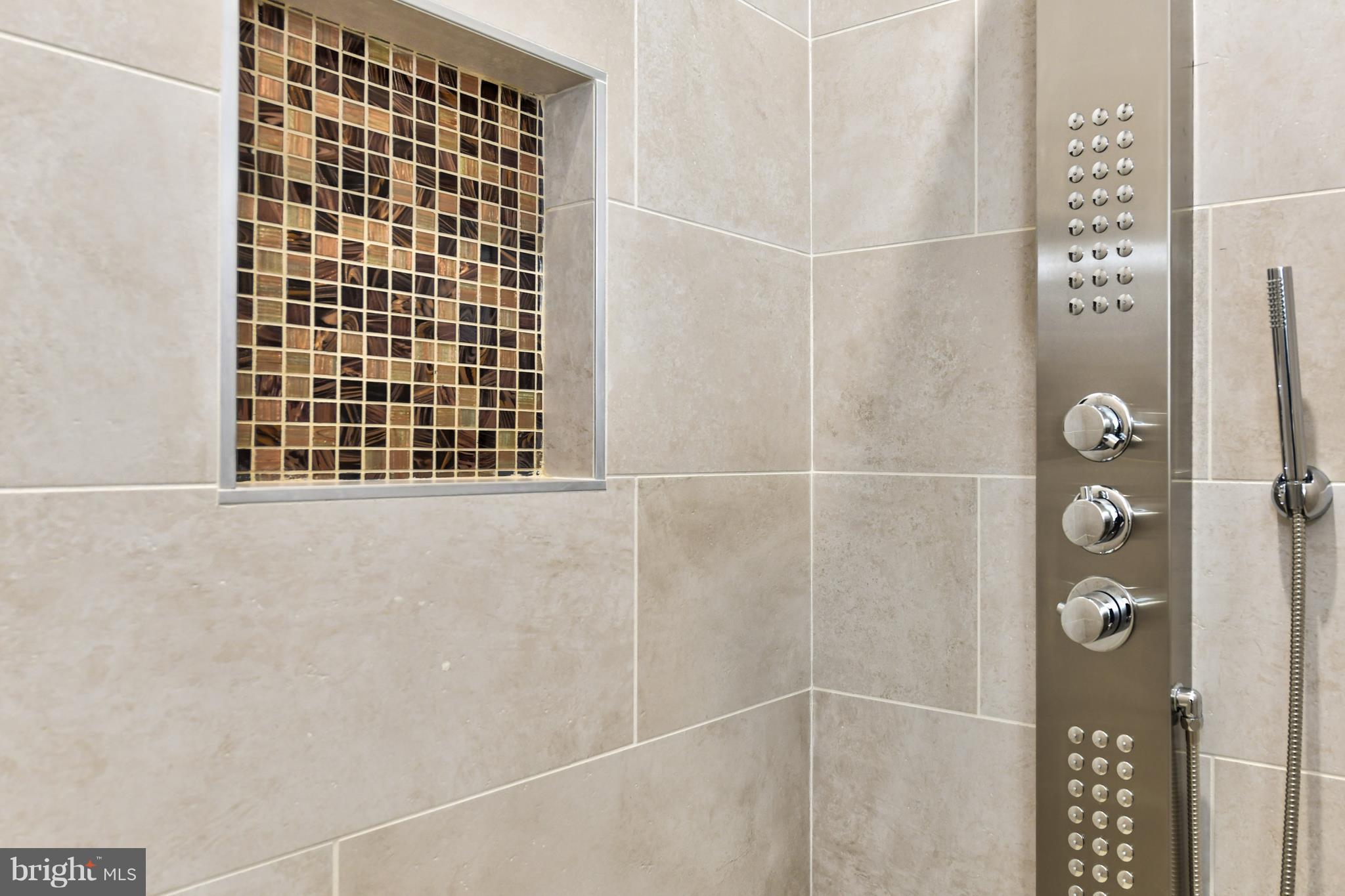 59 R Street Northeast, Unit 2 Washington, DC 20002 - Photo 12 of 29 Bath 1