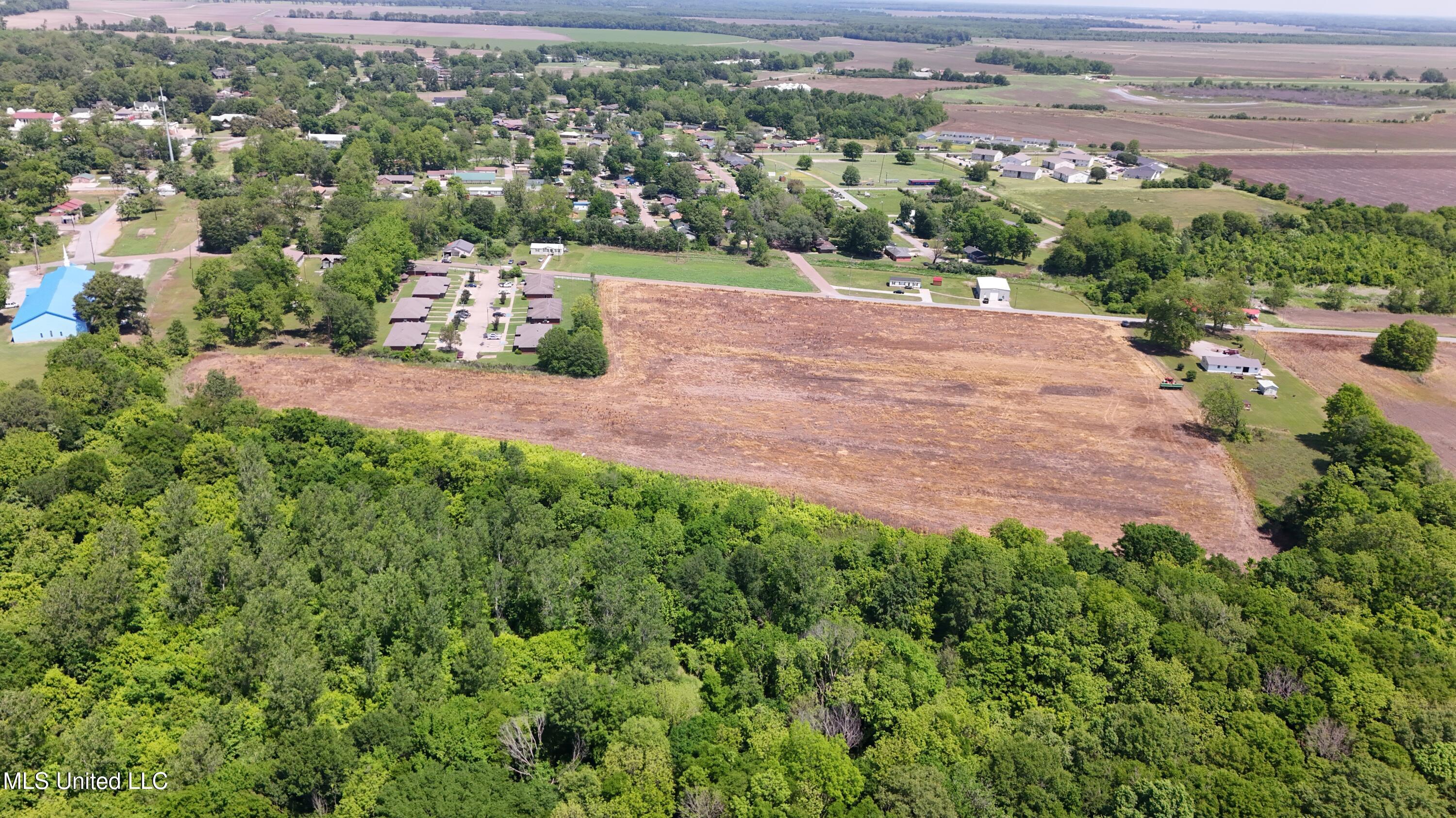 Malvina Road Rosedale, MS 38769 - Photo 12 of 24 DJI_20250428123342_0600_D