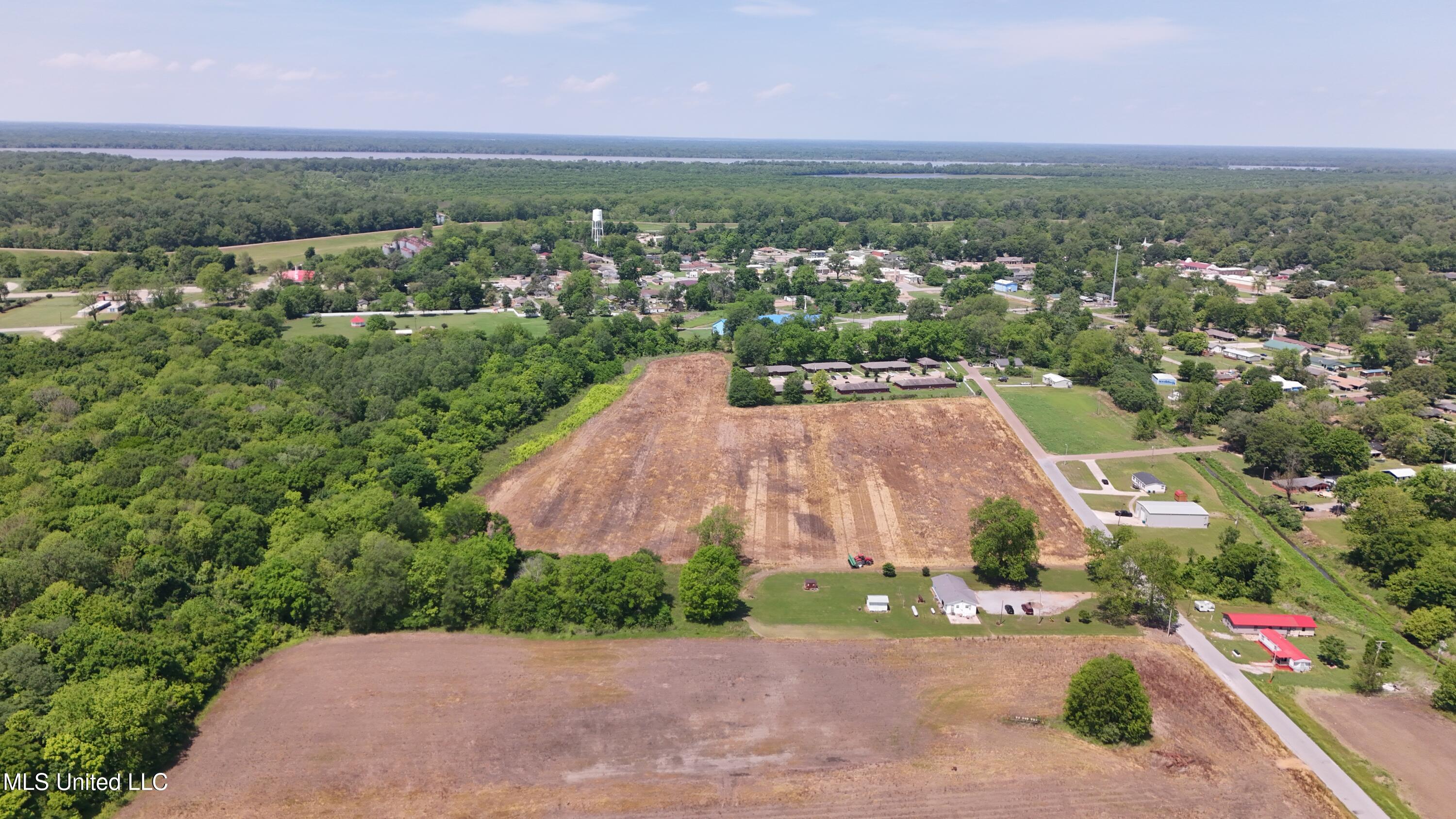 Malvina Road Rosedale, MS 38769 - Photo 5 of 24 DJI_20250428123026_0593_D