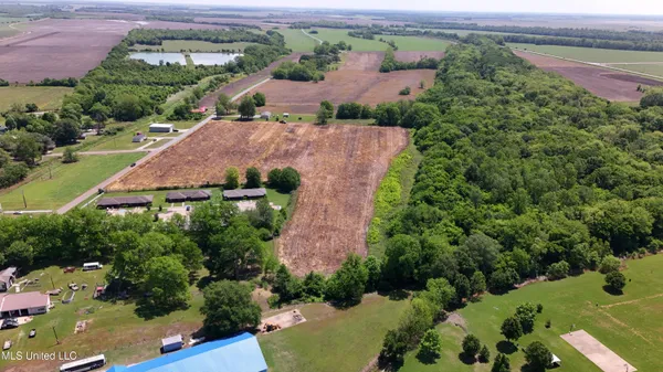 $81,600 | Malvina Road, Rosedale, MS 38769