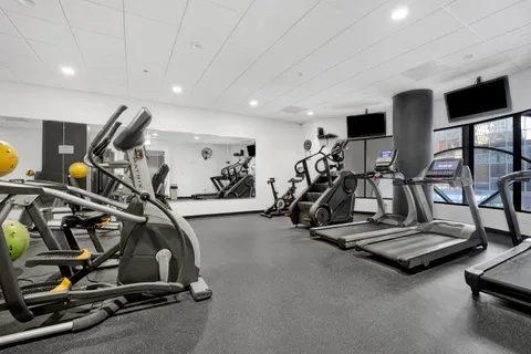 $385,000 | 630 North State Street, Unit 2210, Chicago, IL 60654