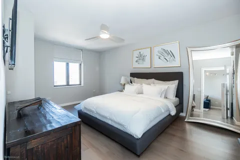 $385,000 | 630 North State Street, Unit 2210, Chicago, IL 60654