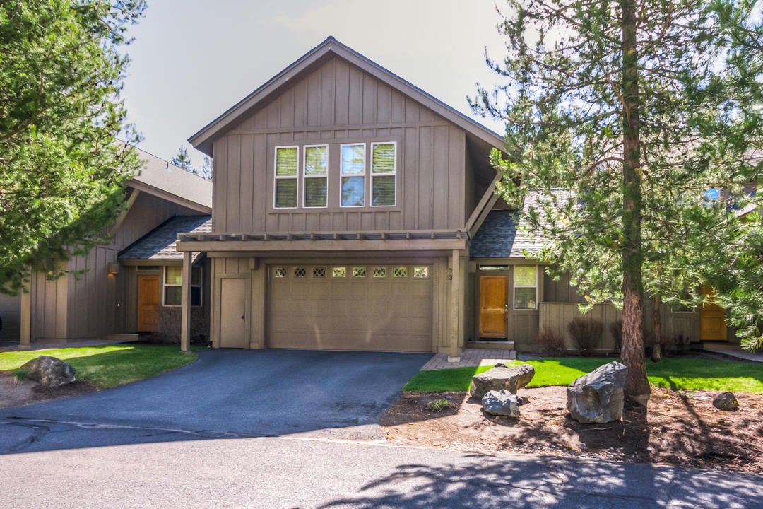 57142 Evergreen Loop, Unit 30 Sunriver, OR 97707 - Photo 4 of 37 Evergreen Loop 57142 Unit 30 (4 of 37)