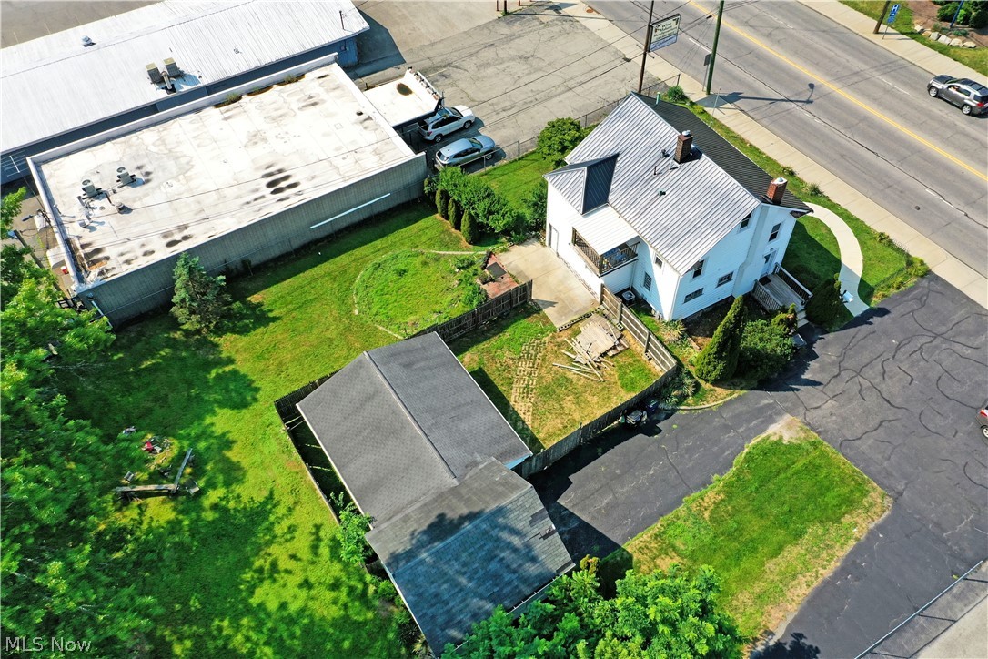 3238 Youngstown Road Southeast Warren, OH 44484 - Photo 8 of 39