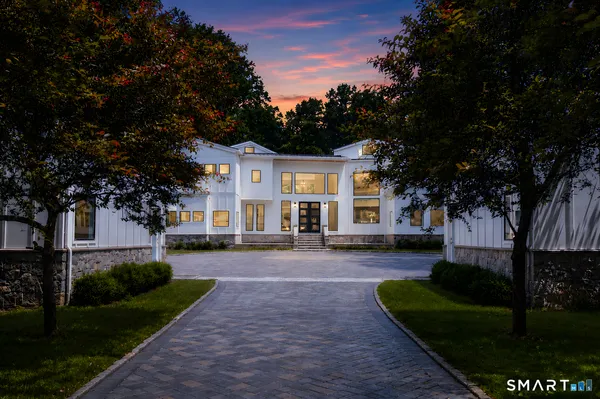 $3,988,000 | 475 Fence Row Drive, Fairfield, CT 06824