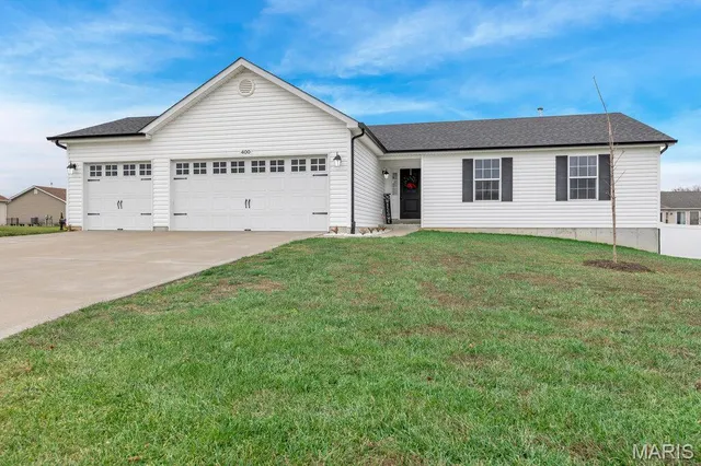 $310,000 | 400 Falcons Prey, Wright City, MO 63390