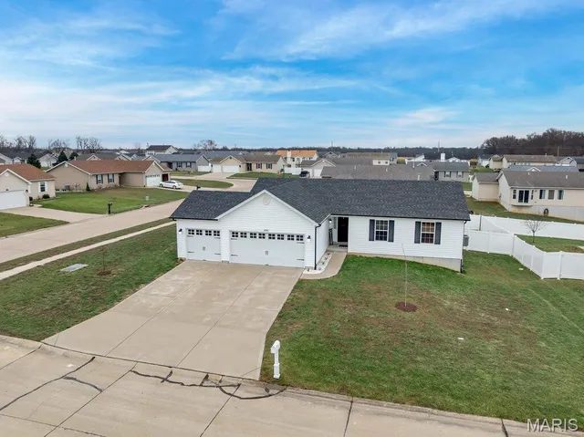 $310,000 | 400 Falcons Prey, Wright City, MO 63390